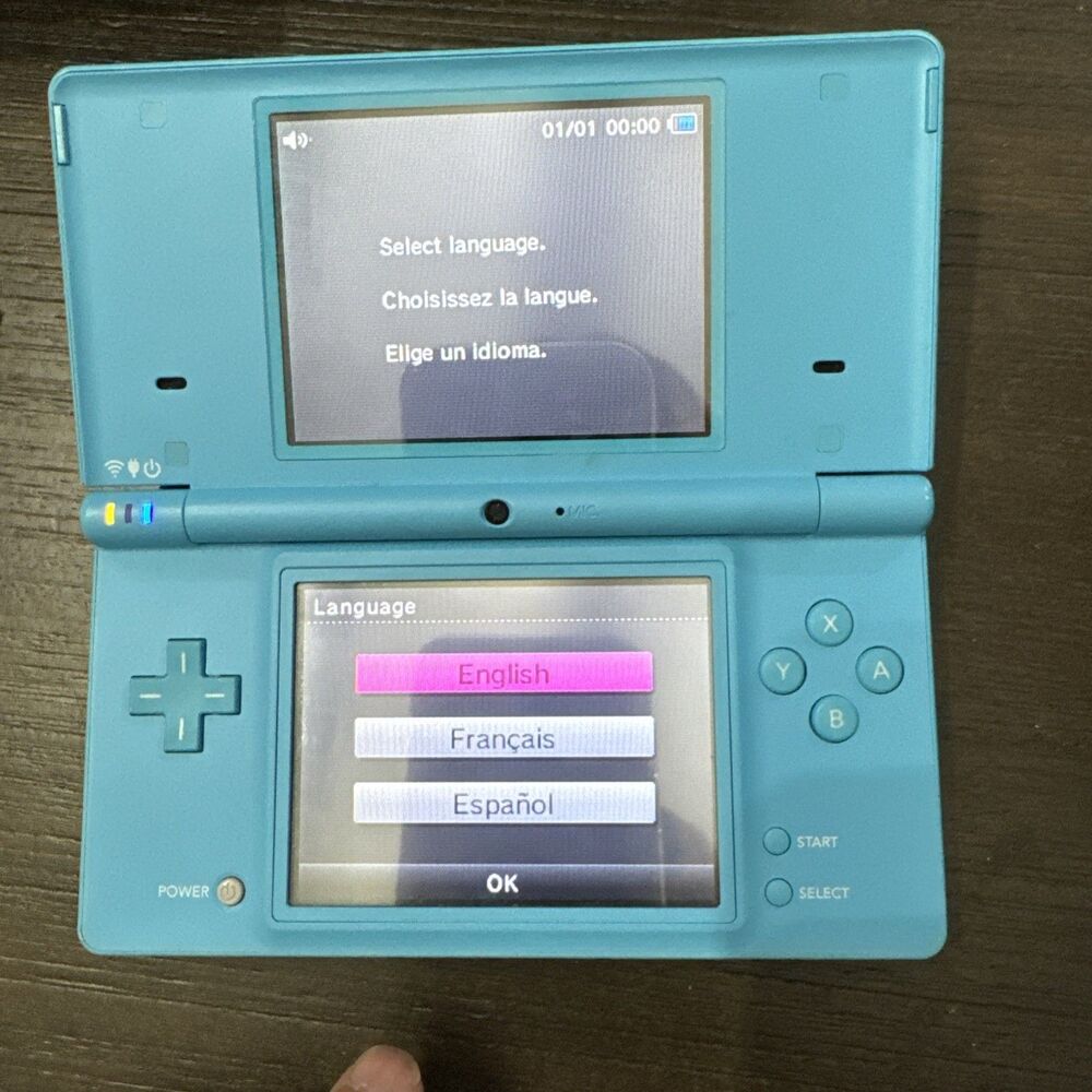 Nintendo DSi Blue Handheld System Console In Box - Picture 13 of 16
